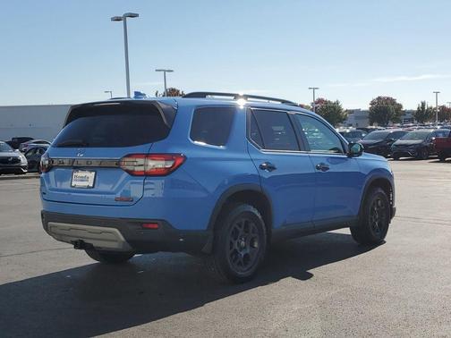 2025 Honda Pilot TrailSport
