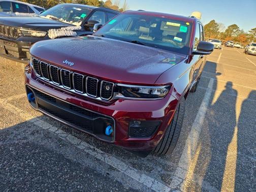 2023 Jeep Grand Cherokee 4xe Overland