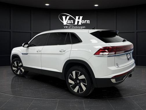 2024 Volkswagen Atlas Cross Sport 2.0T SE w/Technology 4MOTION