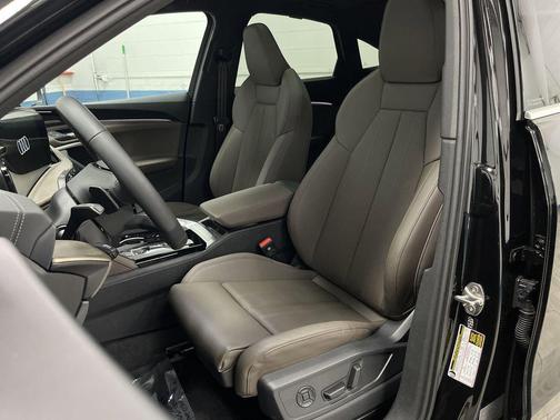 2025 Audi Q5 Premium Plus TFSI quattro S tronic