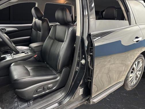 2020 Nissan Pathfinder SL 4WD