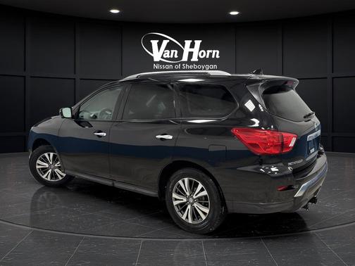 2020 Nissan Pathfinder SL 4WD