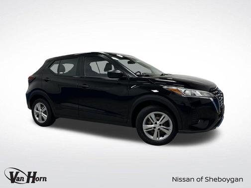 2023 Nissan Kicks S