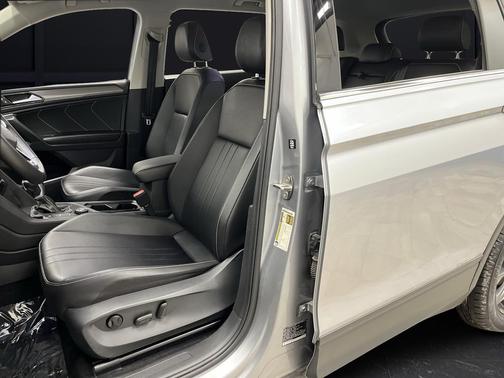 2024 Volkswagen Tiguan 2.0T SE 4MOTION