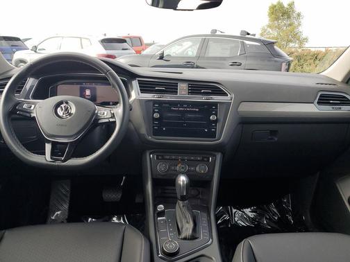 2021 Volkswagen Tiguan 2.0T SEL