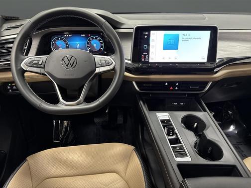 2025 Volkswagen Atlas Cross Sport 2.0T SE