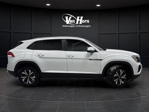 2025 Volkswagen Atlas Cross Sport 2.0T SE