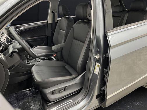 2024 Volkswagen Tiguan 2.0T Wolfsburg Edition