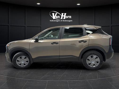 Canyon Bronze Metallic 2025 Nissan Kicks S
