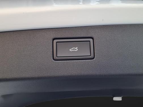 2026 Volkswagen Tiguan 2.0T SE 4MOTION