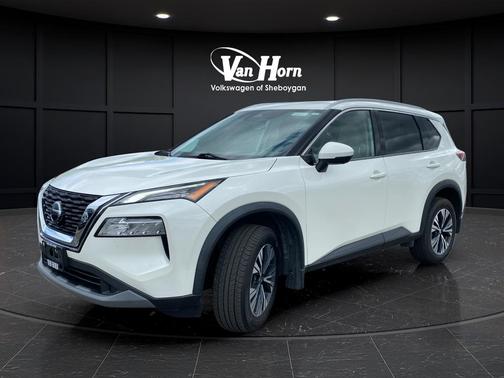 Pearl White Tricoat 2021 Nissan Rogue SV