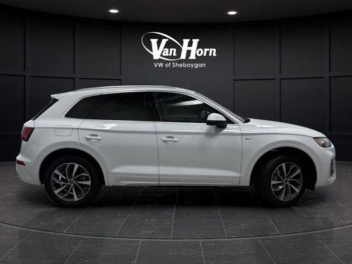 2023 Audi Q5 45 S line Premium Plus