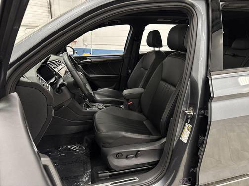 2024 Volkswagen Tiguan 2.0T SE R-Line Black 4MOTION