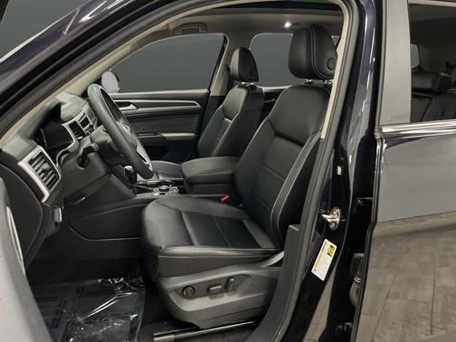 2022 Volkswagen Atlas 2.0T SE w/Technology 4MOTION