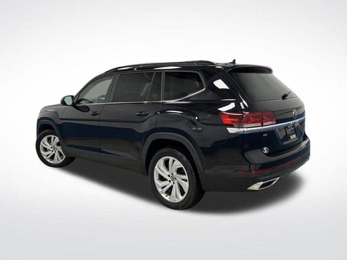 2022 Volkswagen Atlas 2.0T SE w/Technology 4MOTION