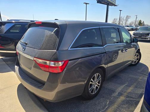 Polished Metal Metallic 2012 Honda Odyssey EX-L