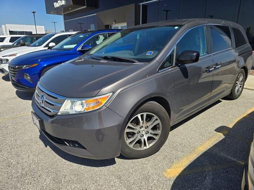 Polished Metal Metallic 2012 Honda Odyssey EX-L