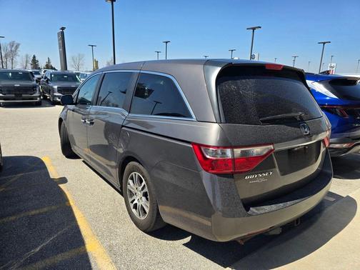 Polished Metal Metallic 2012 Honda Odyssey EX-L