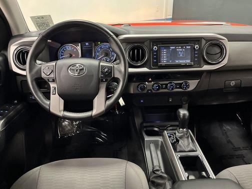 2017 Toyota Tacoma SR5
