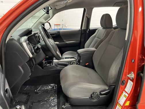 2017 Toyota Tacoma SR5