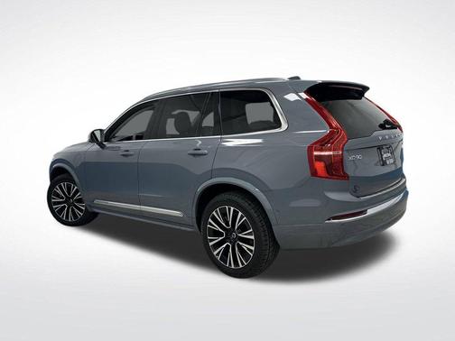 2023 Volvo XC90 Recharge Plug-In Hybrid T8 Plus 6-Seater