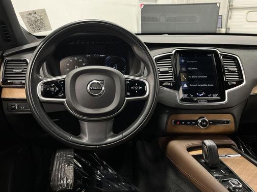 2021 Volvo XC90 Recharge Plug-In Hybrid T8 Inscription Expression 7 Passenger