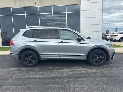 2024 Volkswagen Tiguan 2.0T SE R-Line Black 4MOTION