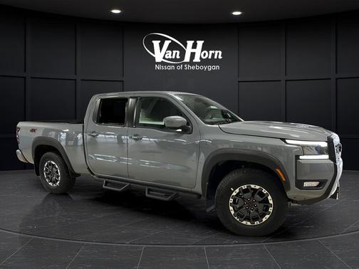 Boulder Gray Pearl 2026 Nissan Frontier PRO-4X