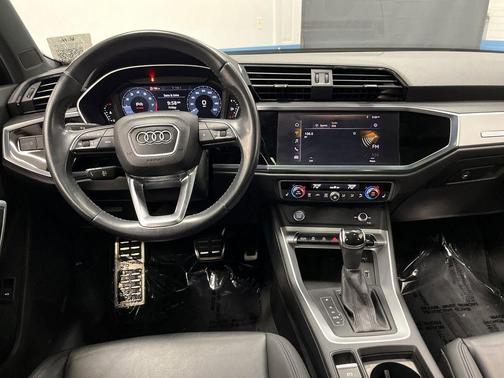 2020 Audi Q3 45 S line Premium
