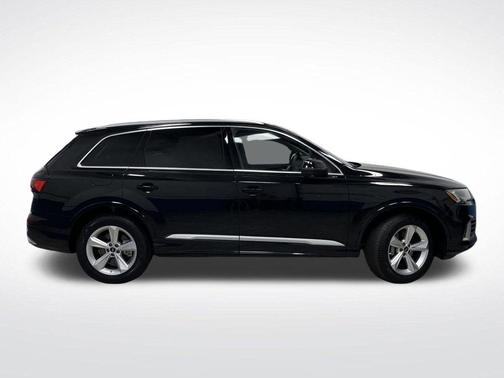 2023 Audi Q7 55 Premium