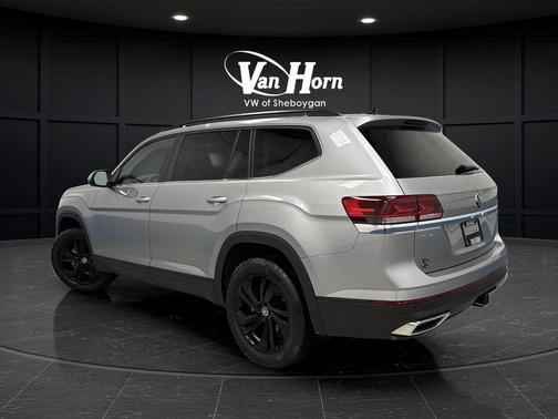 2023 Volkswagen Atlas 3.6L SE w/Technology