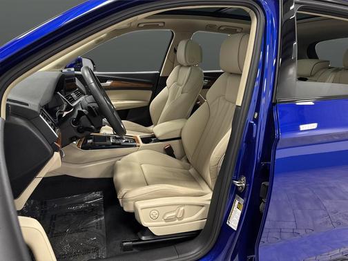 2023 Audi Q5 55 S line Premium Plus