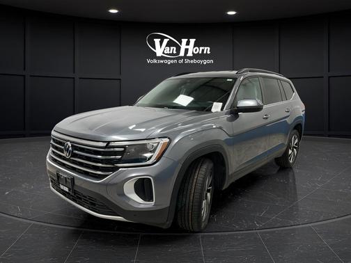 Platinum Gray Metallic 2024 Volkswagen Atlas 2.0T SE w/Technology 4MOTION