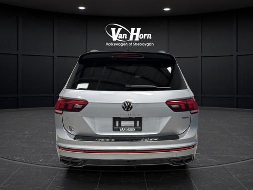 2024 Volkswagen Tiguan 2.0T SE R-Line Black 4MOTION