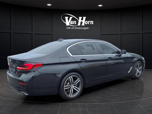 2021 BMW 530 xDrive
