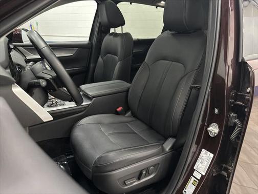 2024 Mazda CX-90 PHEV Premium