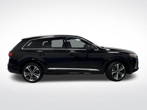 2021 Audi Q7 55 Premium Plus