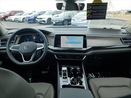2025 Volkswagen Atlas 2.0T SEL