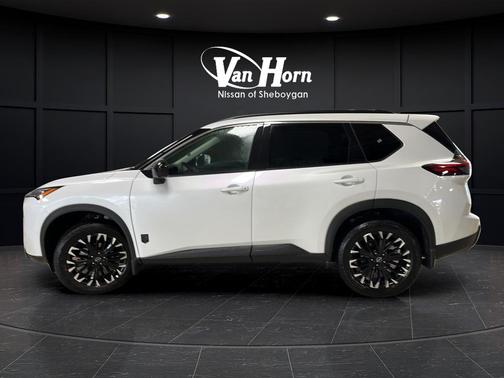 Everest White Pearl Tricoat 2026 Nissan Rogue Dark Armor