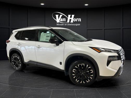 Everest White Pearl Tricoat 2026 Nissan Rogue Dark Armor