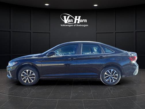 Deep Black Pearl 2026 Volkswagen Jetta 1.4T S