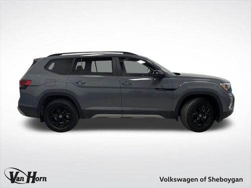 2024 Volkswagen Atlas 2.0T SEL
