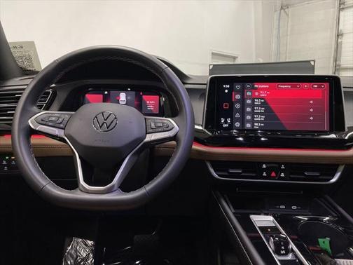 2024 Volkswagen Atlas Cross Sport 2.0T SEL