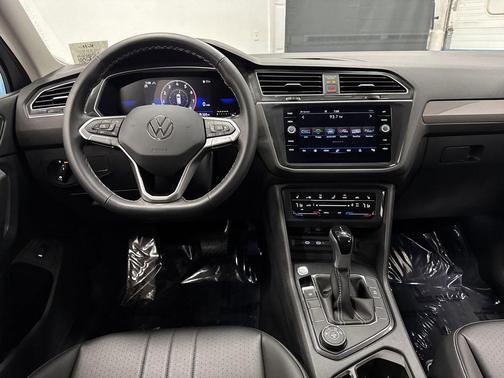 2024 Volkswagen Tiguan 2.0T SE 4MOTION