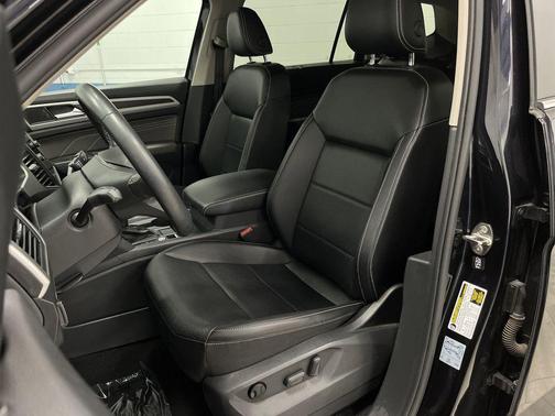 2021 Volkswagen Atlas 3.6L SE w/Technology