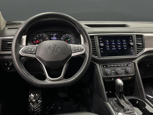 2021 Volkswagen Atlas 3.6L SE w/Technology