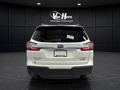 Crystal White Pearl 2023 Subaru Ascent Limited 7-Passenger
