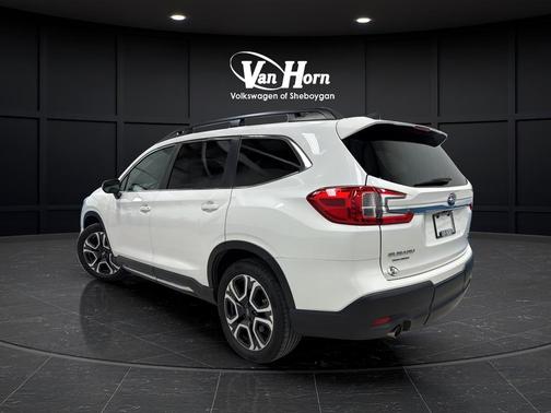 Crystal White Pearl 2023 Subaru Ascent Limited 7-Passenger