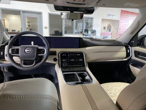 2025 Nissan Armada Platinum Reserve 4WD