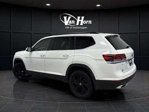 2022 Volkswagen Atlas 2.0T SE w/Technology